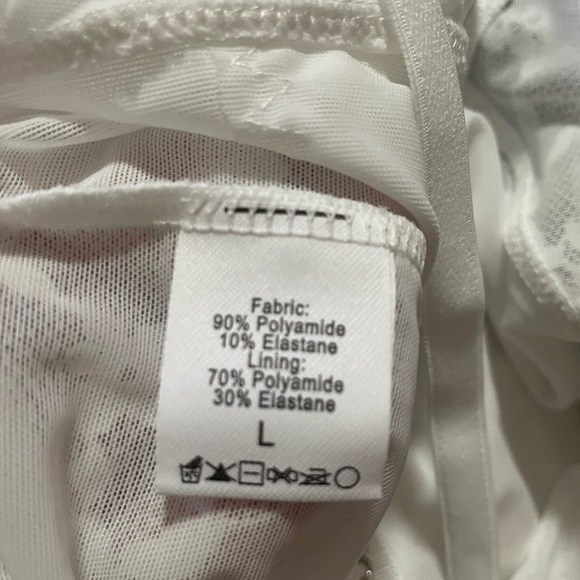 Brand new Heyshape brand bodysuit! Tag still attached. - Picture 5 of 5